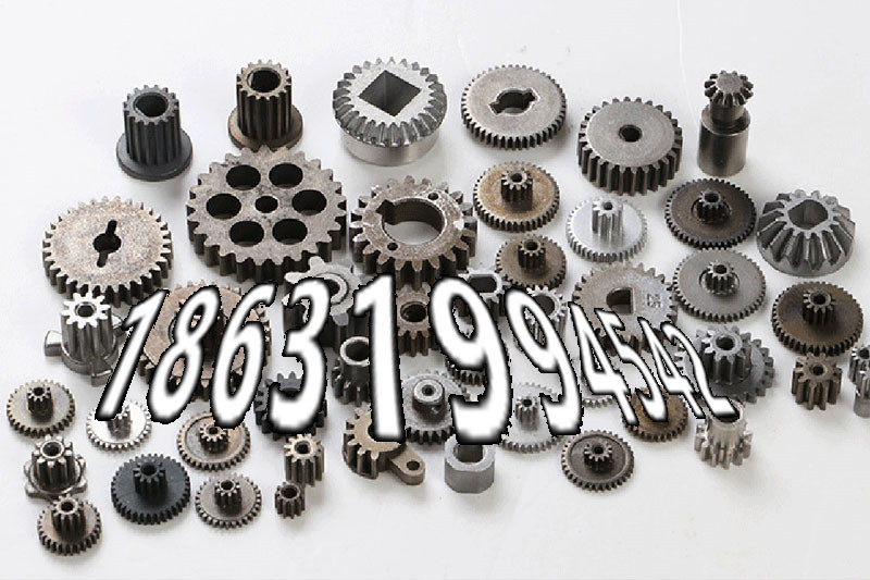 输送机齿轮那里有